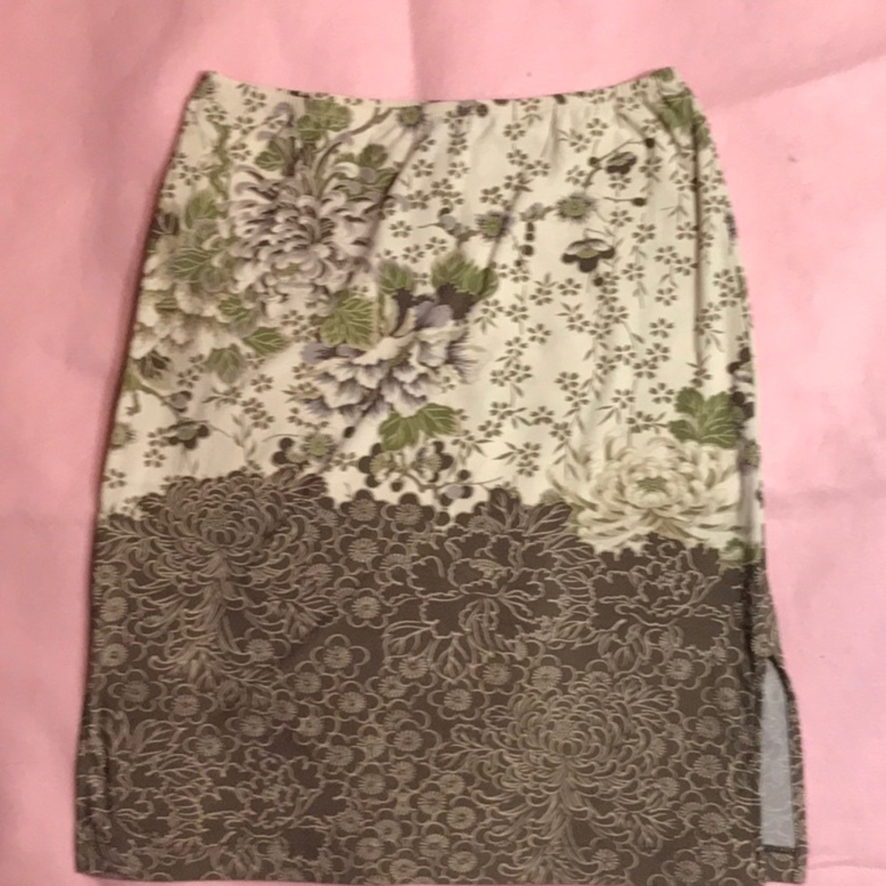 BCBG SKIRT M